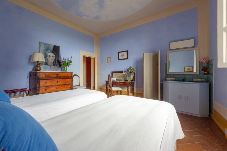 Room Cielo - Villa di Tizzano Luxury Holidays in Tuscany